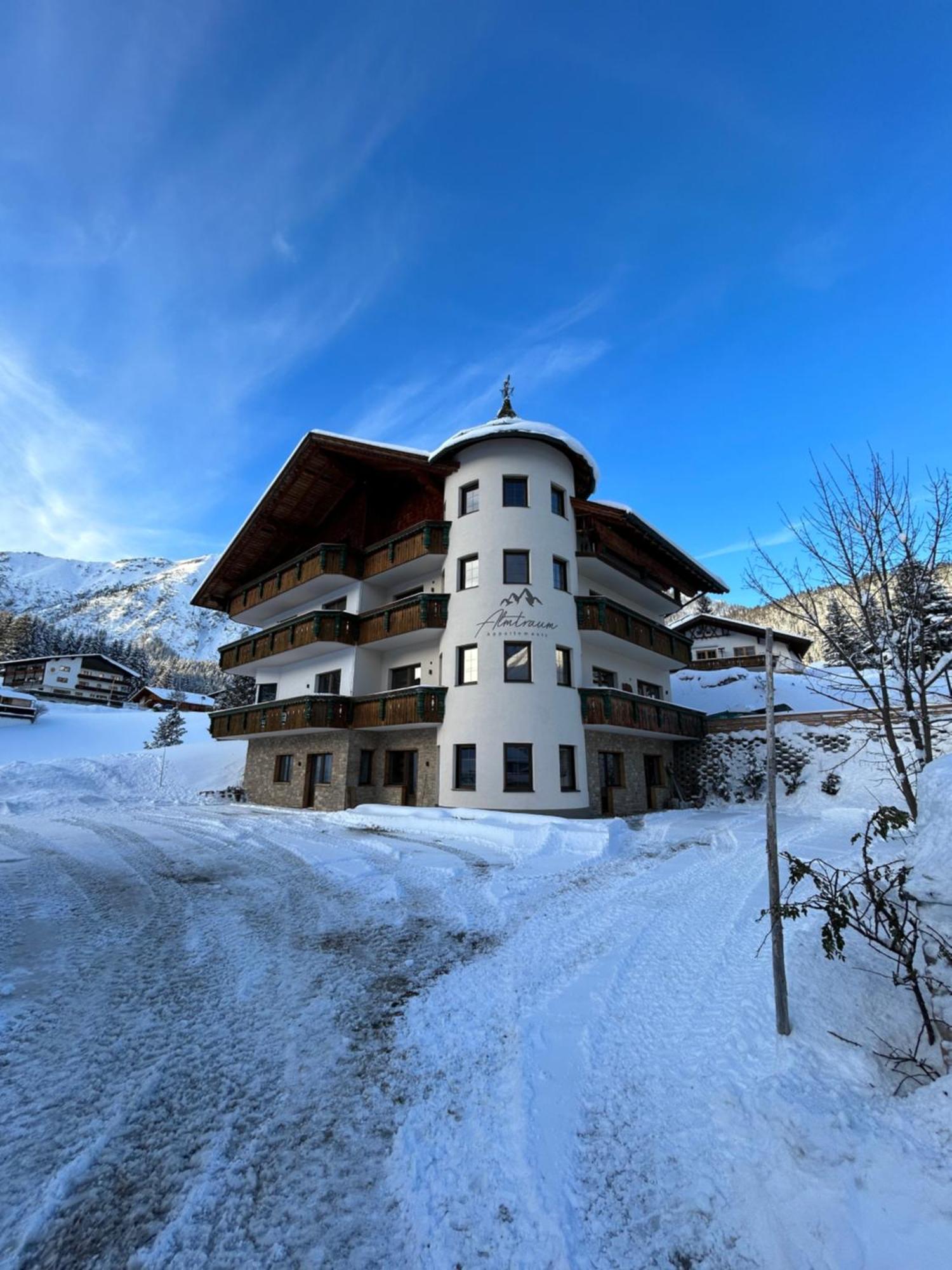 Apartament Almtraum *